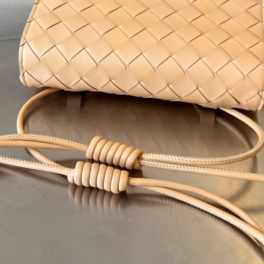 Bottega Veneta BV Mini Crossbody Bag 19cm Beige Calfskin Ghw