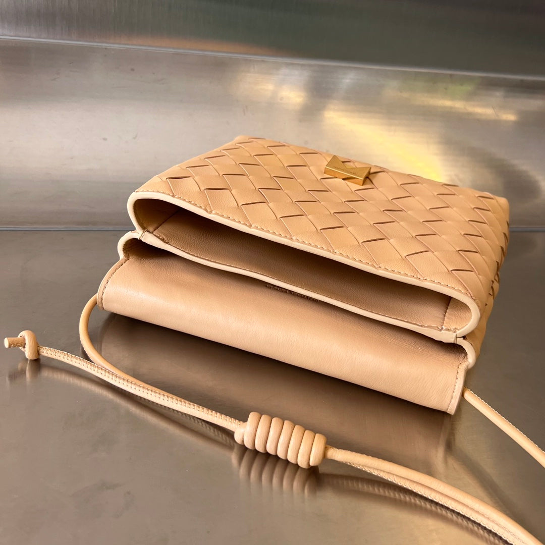 Bottega Veneta BV Mini Crossbody Bag 19cm Beige Calfskin Ghw