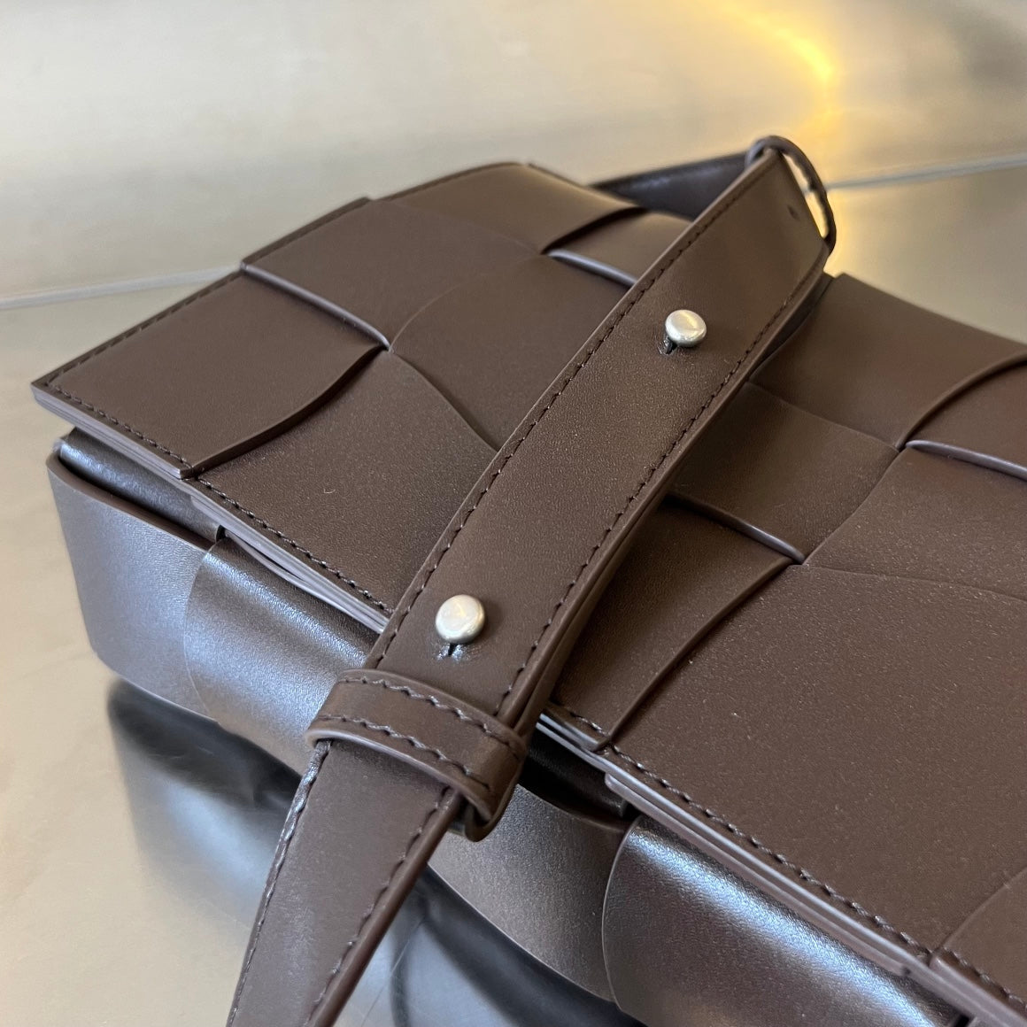 Bottega Veneta CASSETTE 23 IN CHOCOLATE CALFSKIN WITH WAVY PATTERN