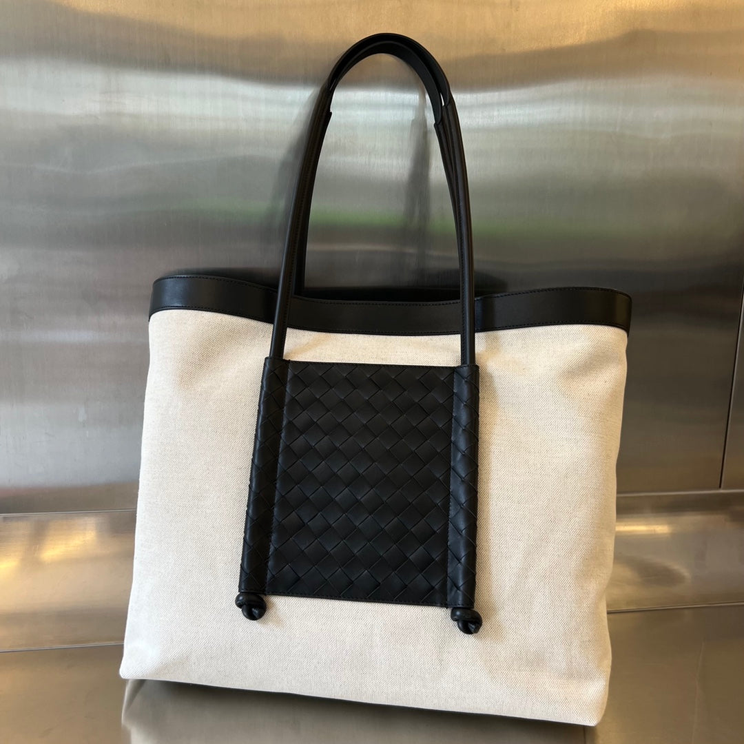 Bottega Veneta PORTELLO TOTE 53 IN BLACK CALFSKIN AND WHITE CANVAS