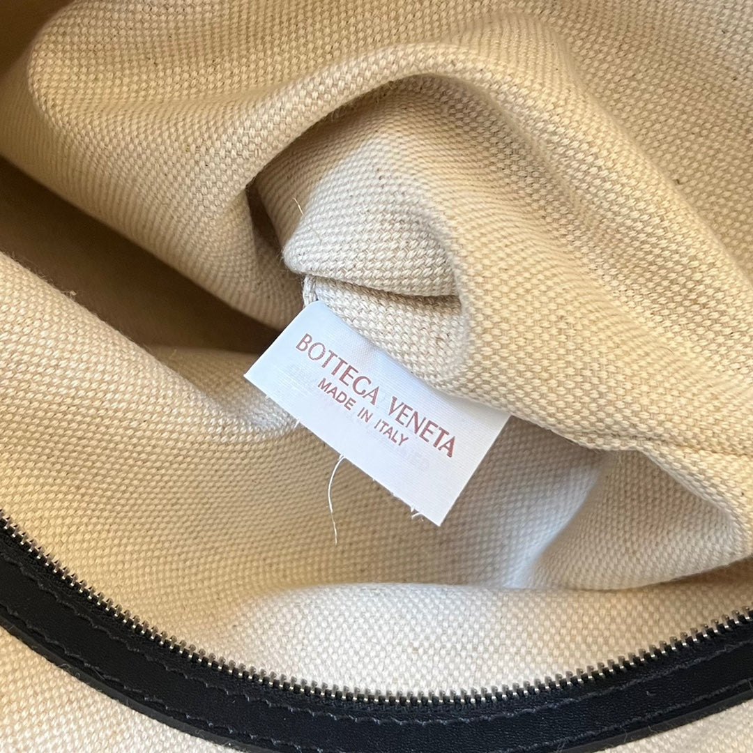 Bottega Veneta PORTELLO TOTE 53 IN BLACK CALFSKIN AND WHITE CANVAS