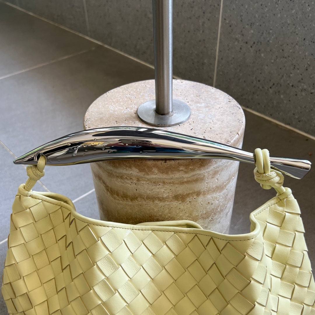 Bottega Veneta SARDINE 33 WITH CHAIN IN YELLOW CREAM LAMBSKIN