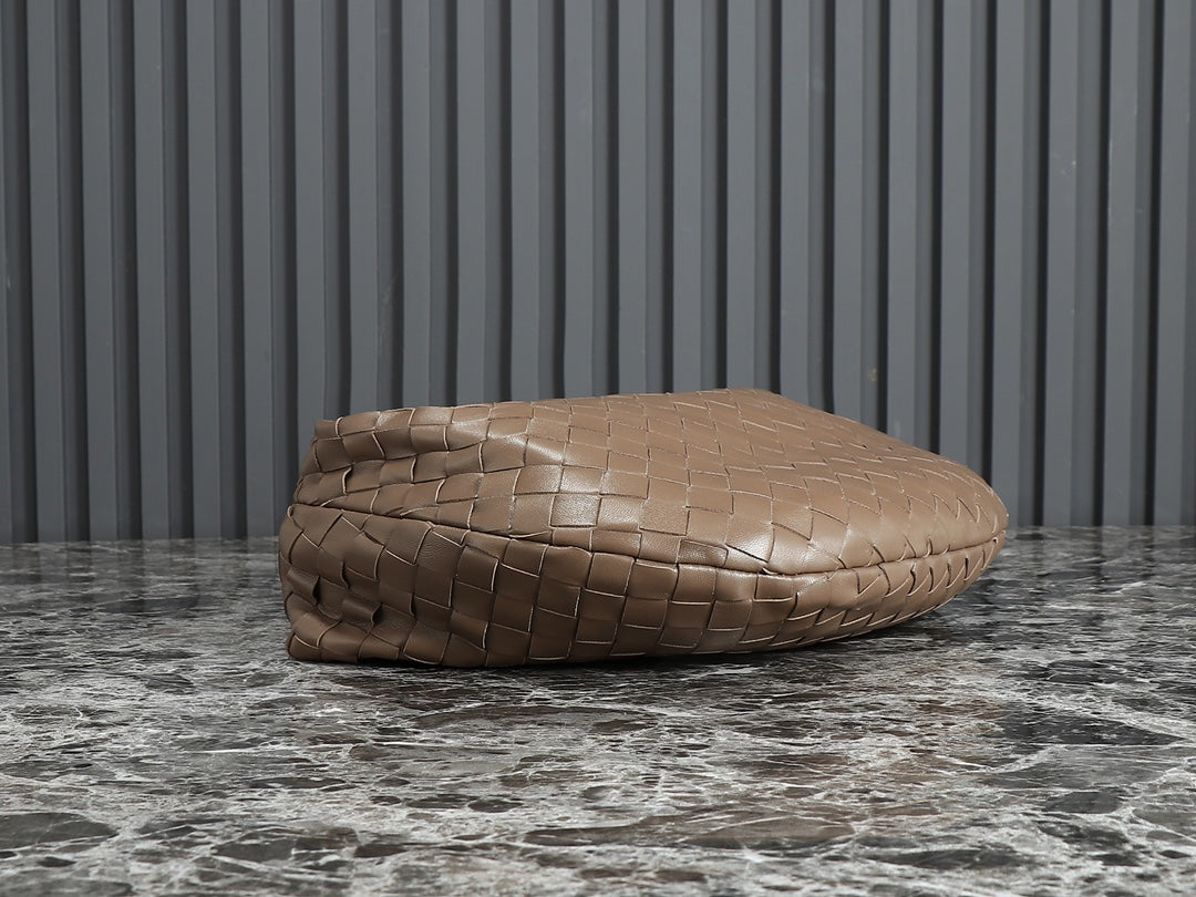 Bottega Veneta bv teen jodie 36cm chocolate lambskin