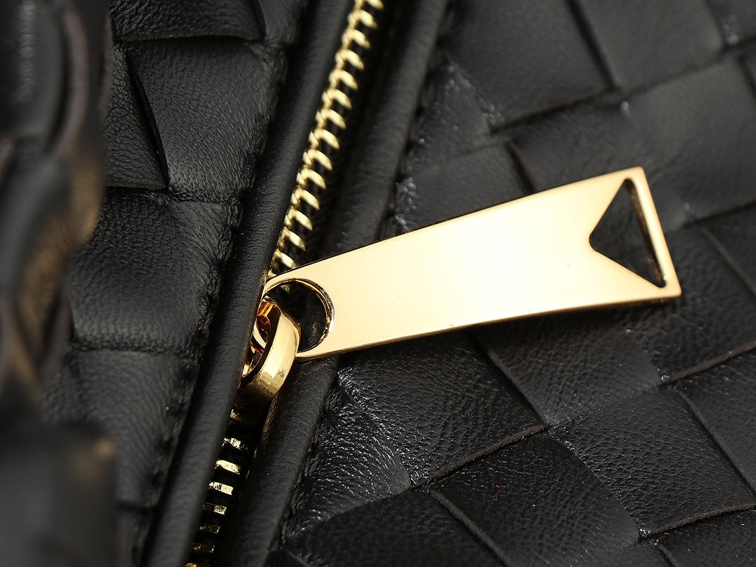 Bottega Veneta bv teen jodie 36cm black lambskin