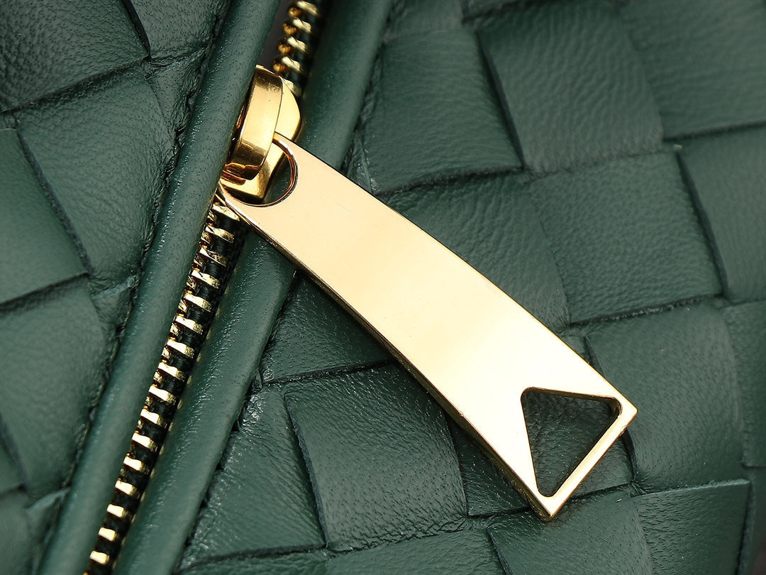 Bottega Veneta bv teen jodie 36cm dark green lambskin