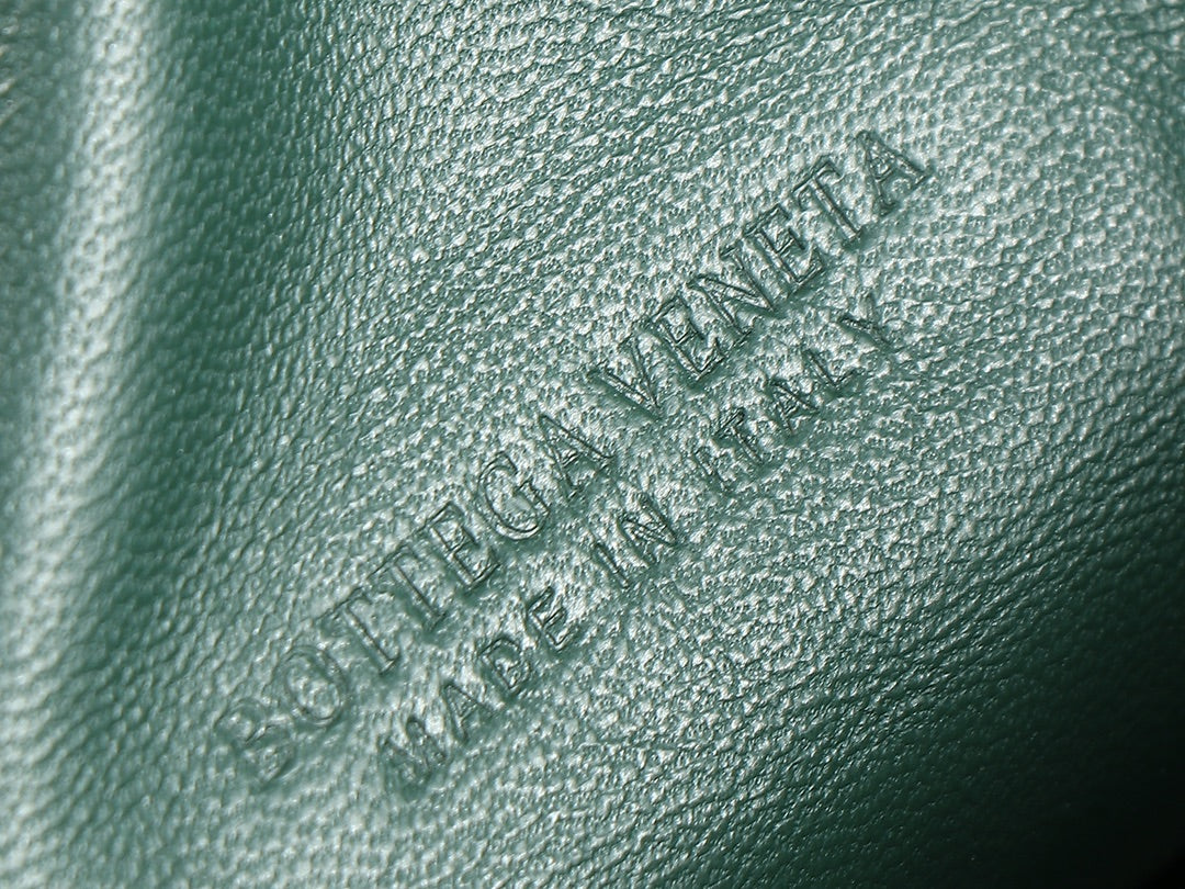 Bottega Veneta bv teen jodie 36cm dark green lambskin