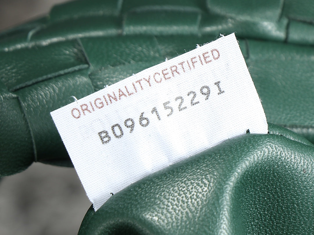 Bottega Veneta bv teen jodie 36cm dark green lambskin