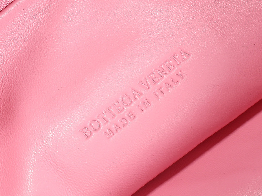 Bottega Veneta bv teen jodie 36cm pink lambskin