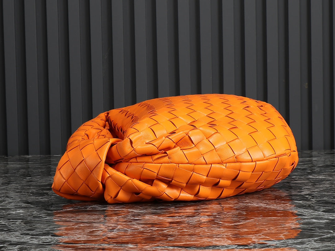 Bottega Veneta bv teen jodie 36cm orange lambskin