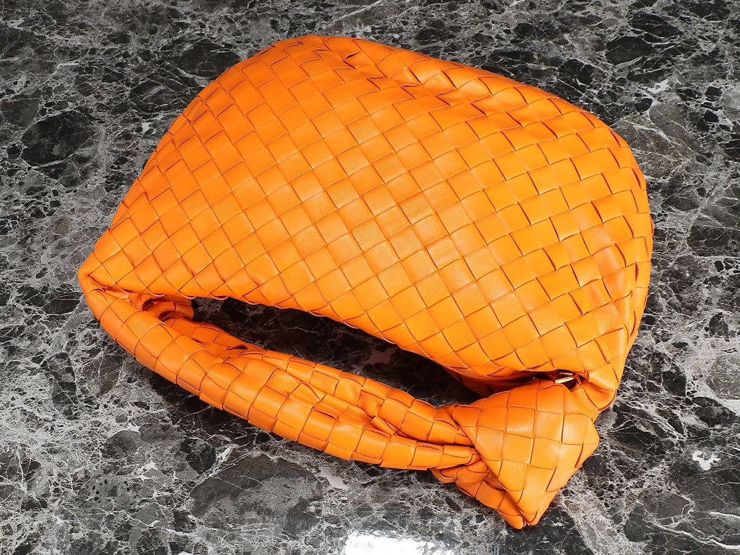 Bottega Veneta bv teen jodie 36cm orange lambskin