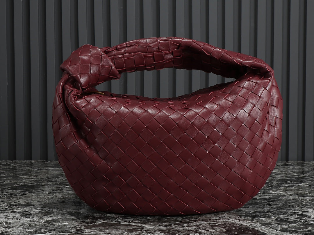 Bottega Veneta bv teen jodie 36cm burgundy lambskin