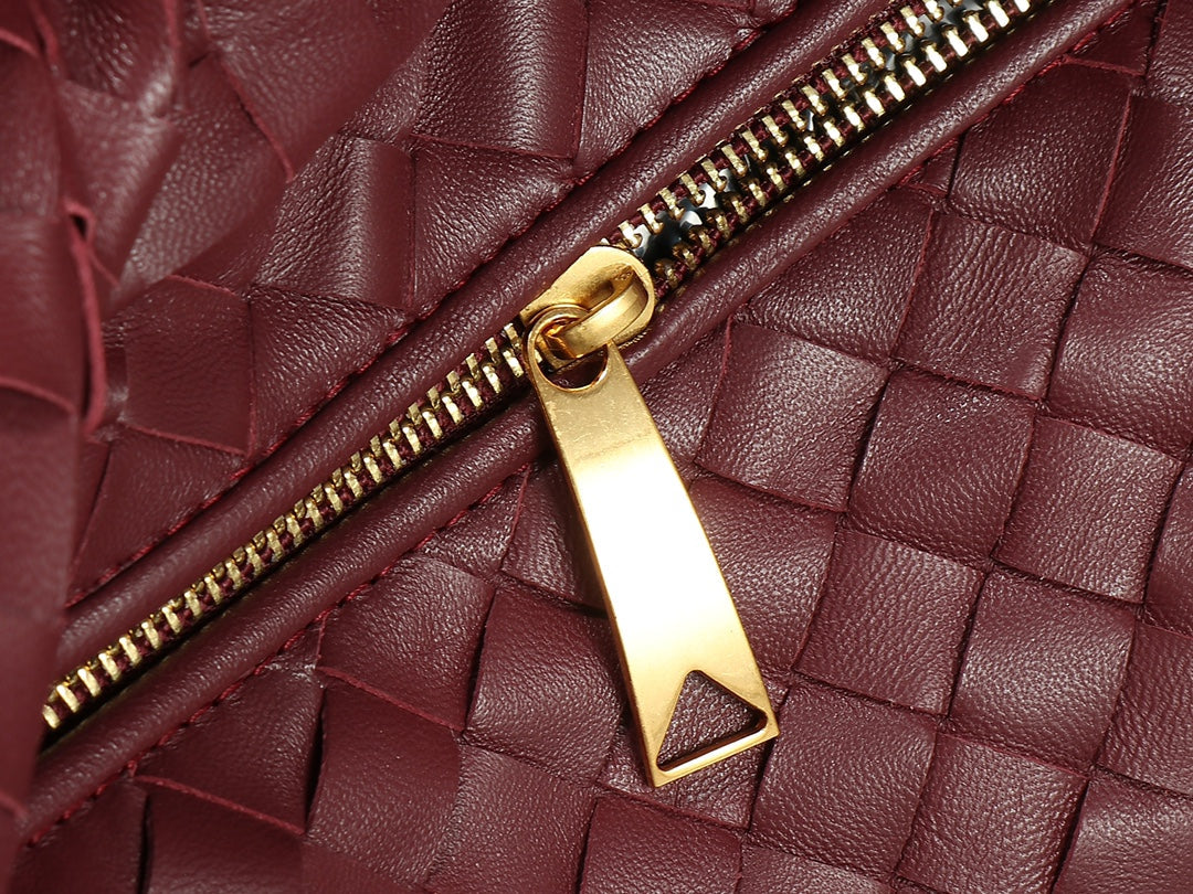 Bottega Veneta bv teen jodie 36cm burgundy lambskin