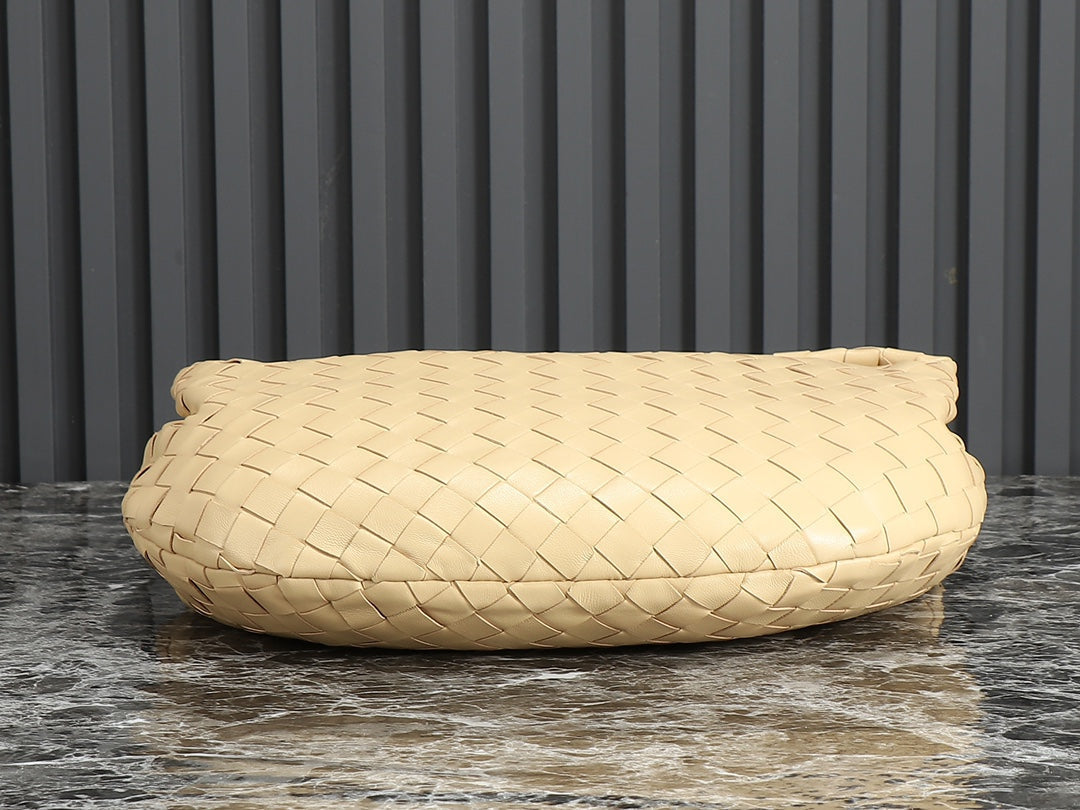 Bottega Veneta bv teen jodie 36cm beige lambskin