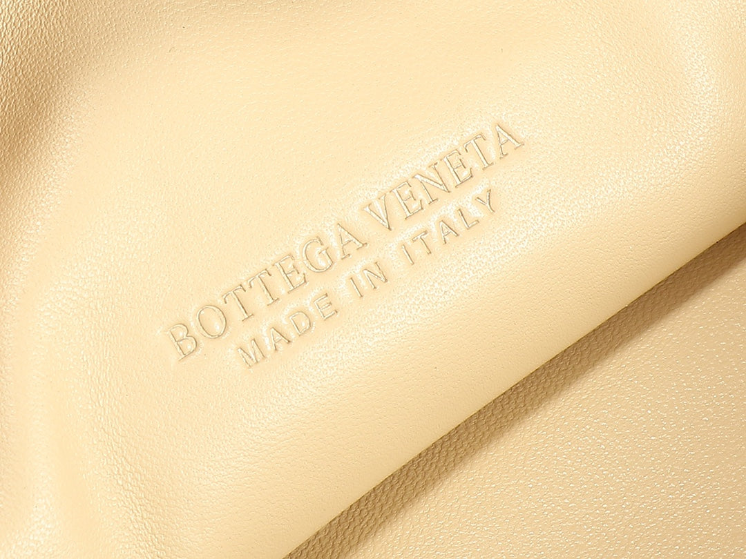 Bottega Veneta bv teen jodie 36cm beige lambskin