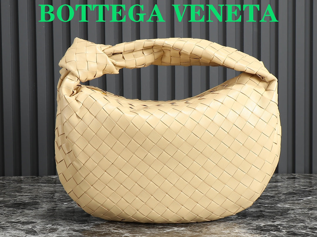 Bottega Veneta bv teen jodie 36cm beige lambskin