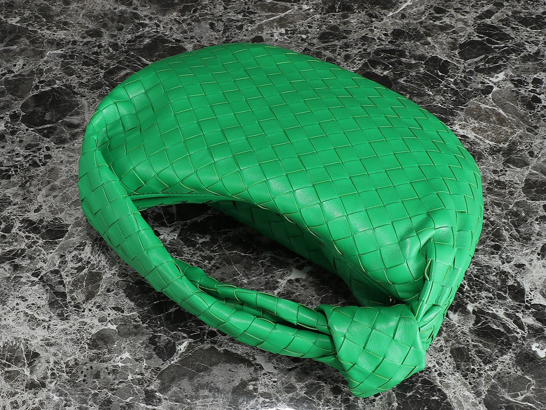 Bottega Veneta bv teen jodie 36cm green lambskin