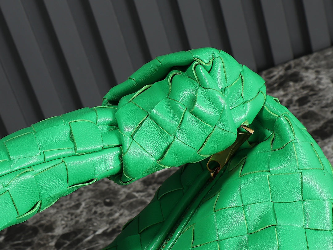 Bottega Veneta bv teen jodie 36cm green lambskin