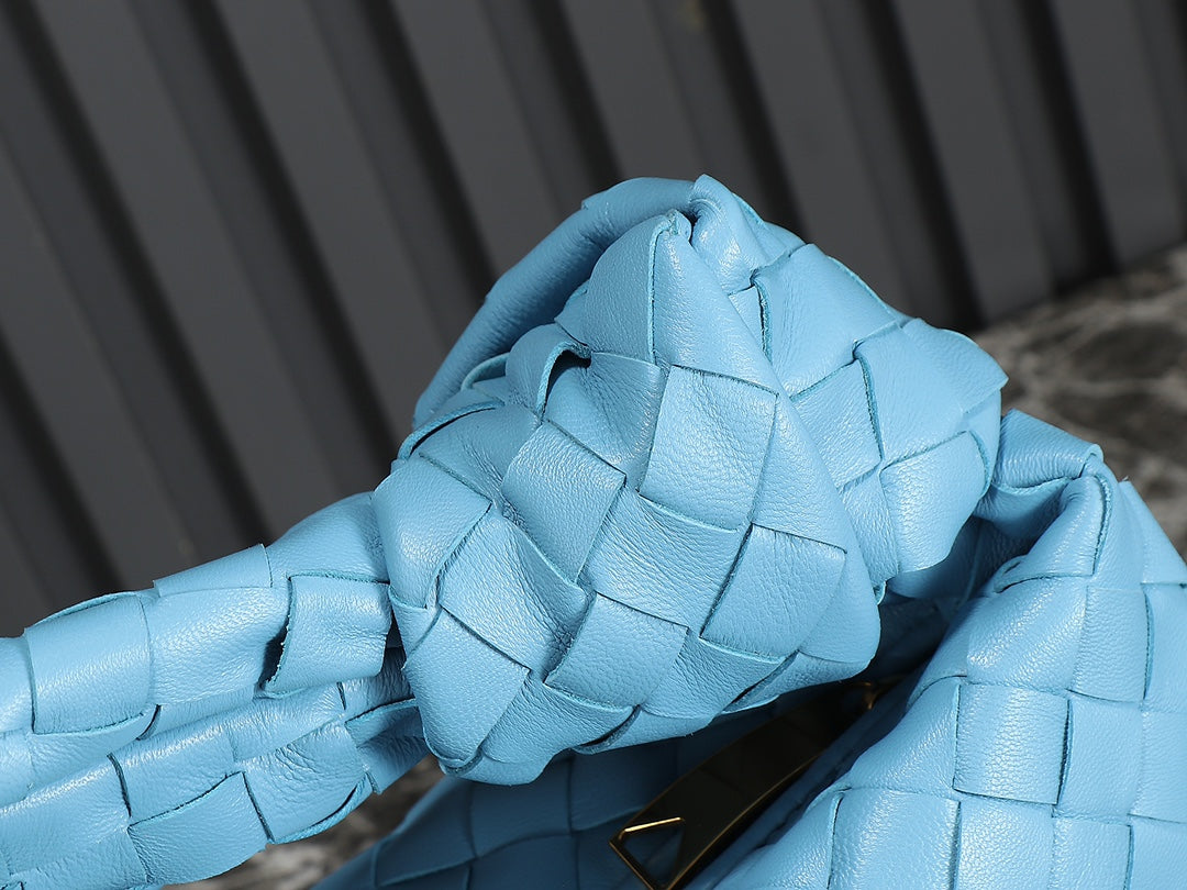 Bottega Veneta bv teen jodie 36cm ocean blue lambskin