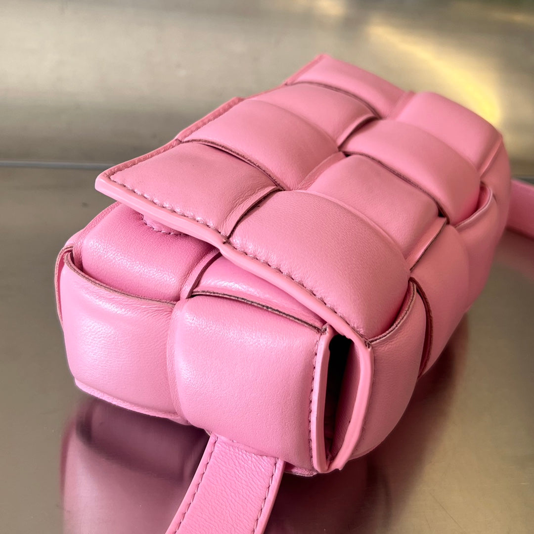 Bottega Veneta MINI CASSETTE 18 IN LIGHT PINK LAMBSKIN