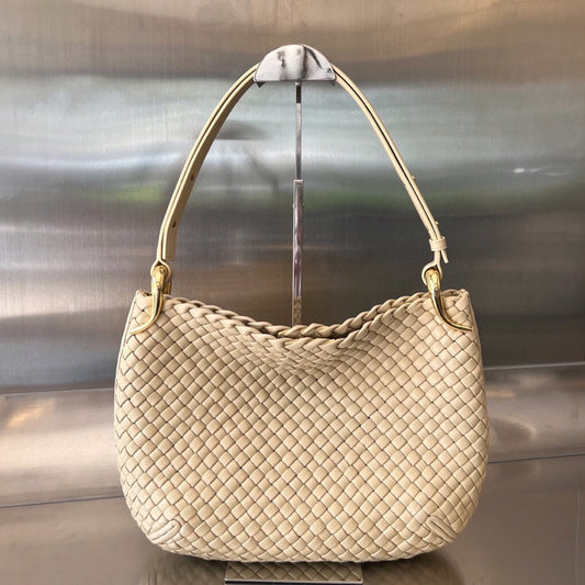 Bottega Veneta SMALL CLICKER 27 BEIGE LAMBSKIN