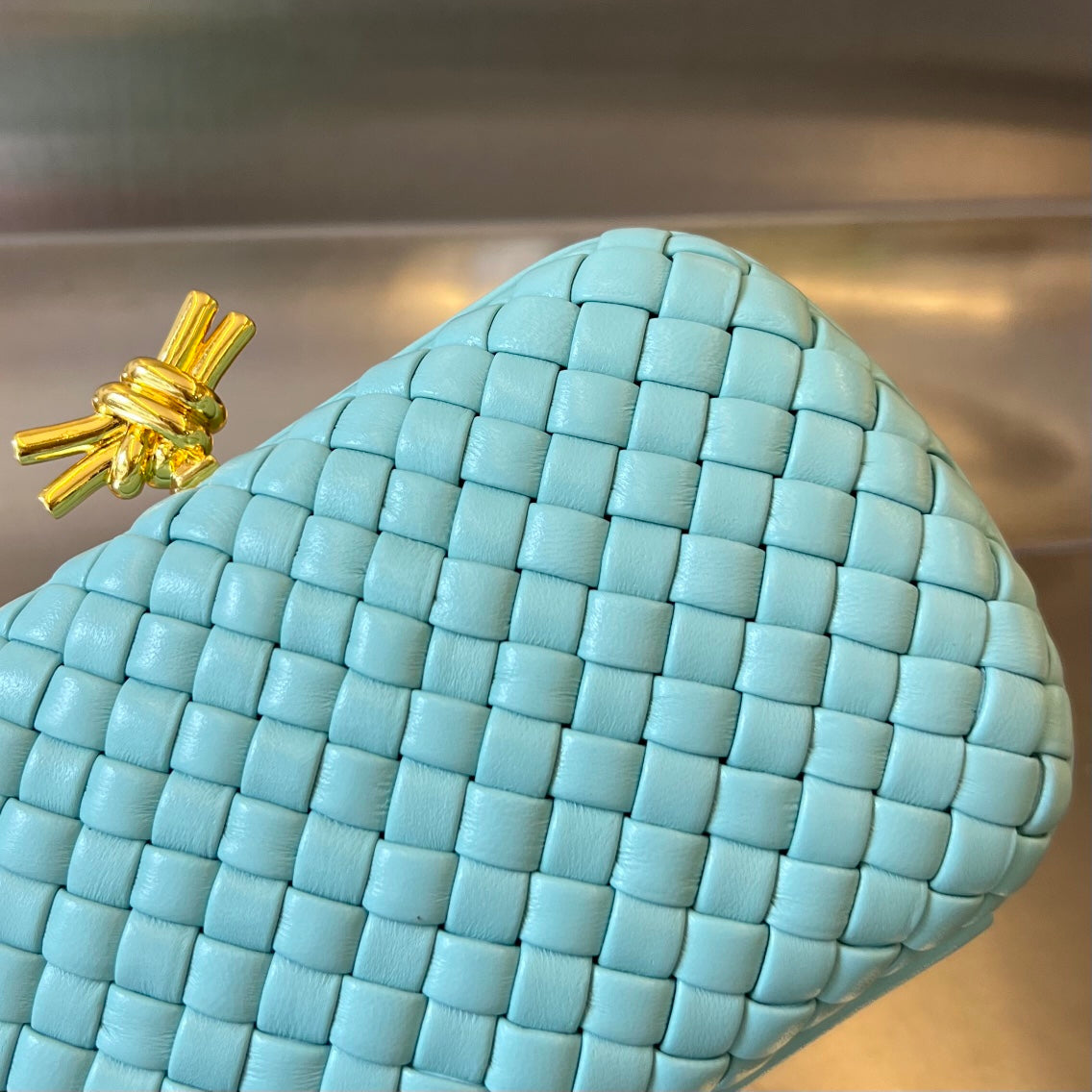 Bottega Veneta KNOT 20 IN BLUE PASTEL LAMBSKIN