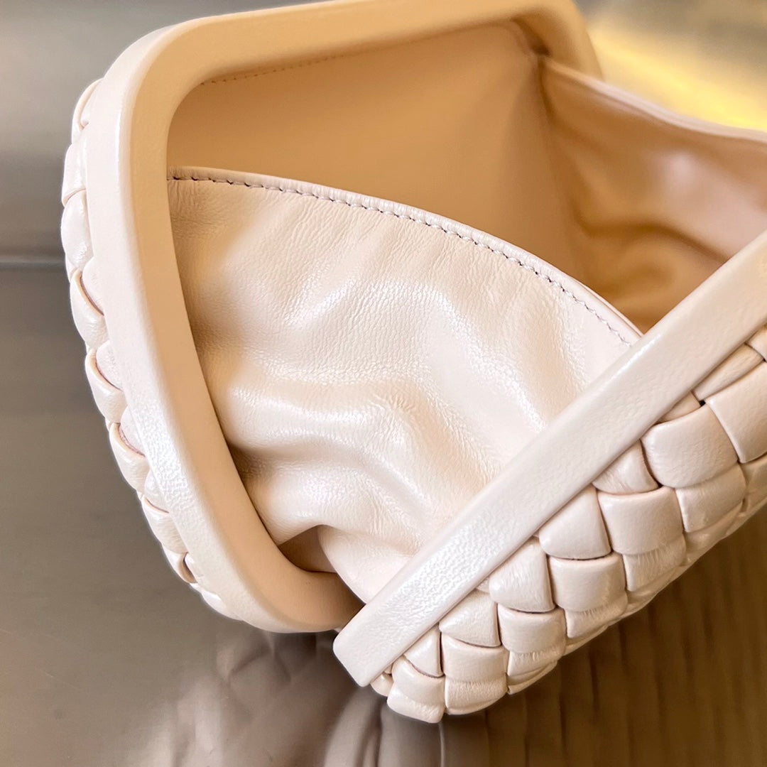 Bottega Veneta KNOT 20 IN SOLF PINK LAMBSKIN