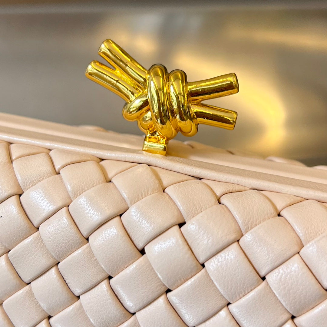 Bottega Veneta KNOT 20 IN SOLF PINK LAMBSKIN