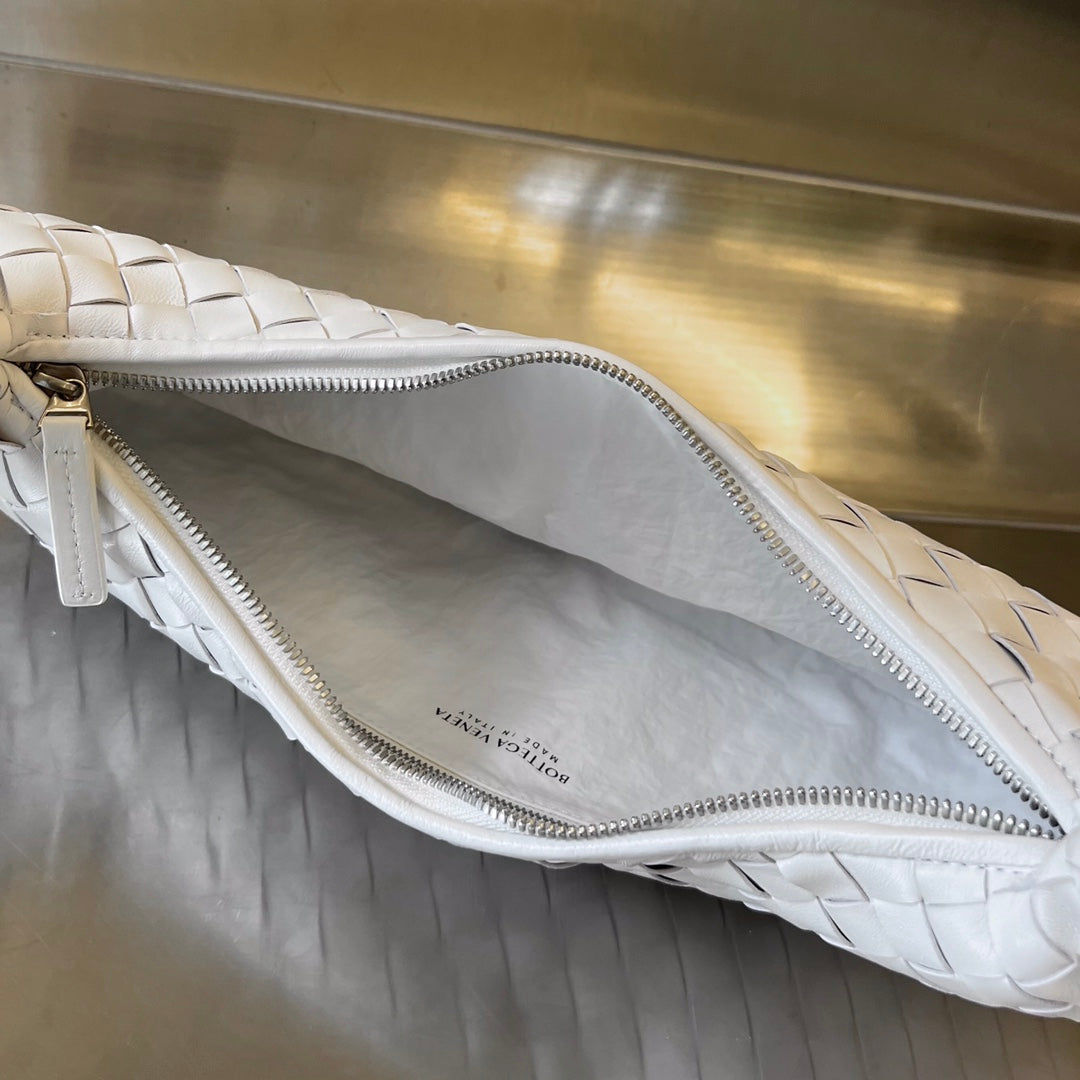 Bottega Veneta BUDDY 59 BAG IN WHITE CALFSKIN