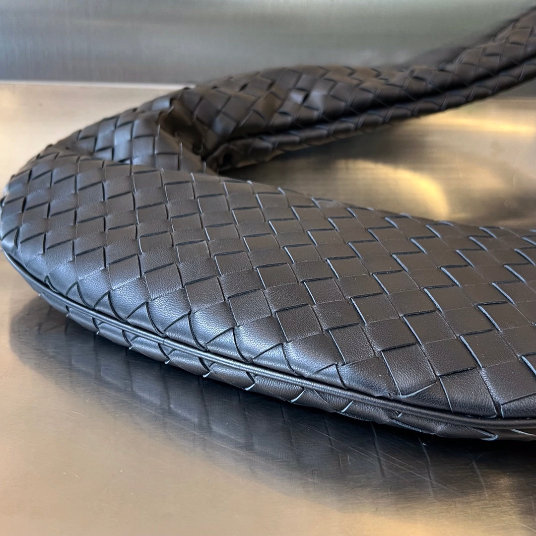 Bottega Veneta BUDDY 59 BAG IN BLACK CALFSKIN