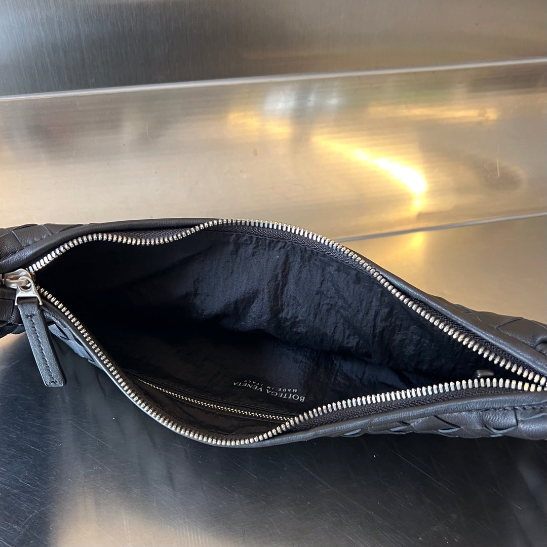 Bottega Veneta BUDDY 59 BAG IN BLACK CALFSKIN