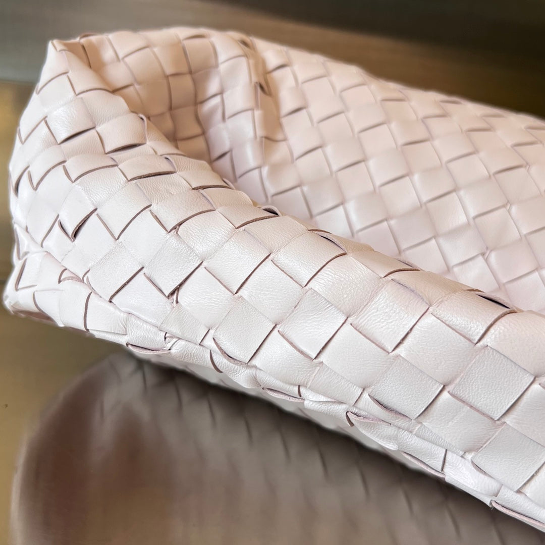 Bottega Veneta SMALL JODIE 48 LIGHT PINK CALFSKIN