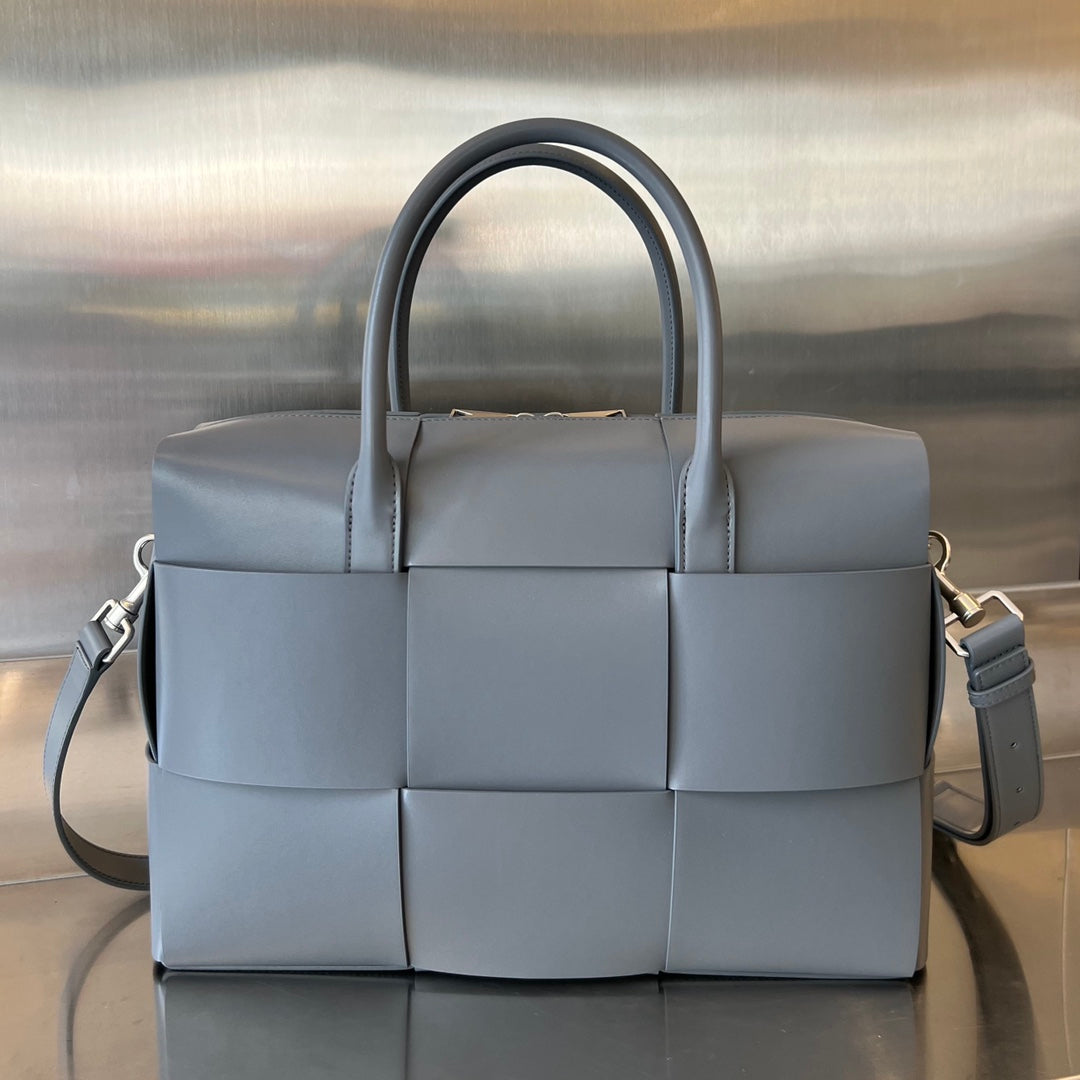 Bottega Veneta ARCO 36 BAG IN GRAY LAMBSKIN