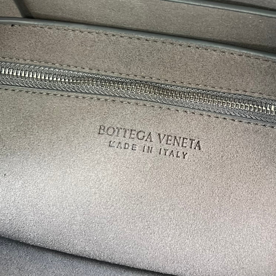Bottega Veneta ARCO 36 BAG IN GRAY LAMBSKIN