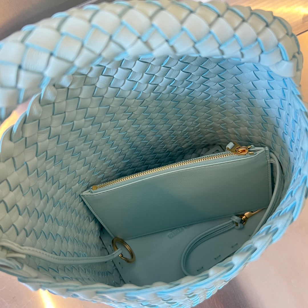 Bottega Veneta CABAT BUCKET 35 IN BLUE SKY LAMBSKIN