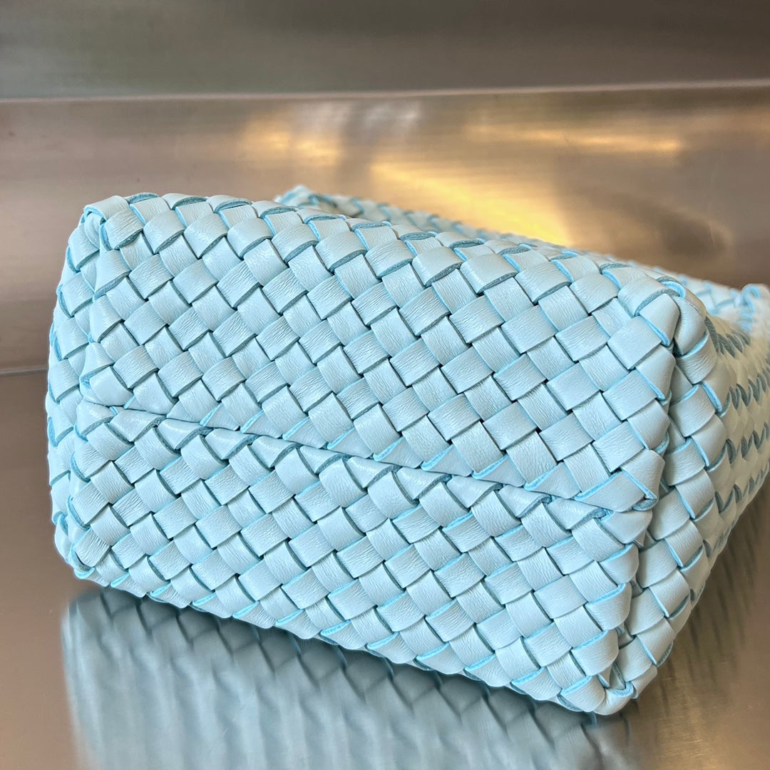 Bottega Veneta CABAT BUCKET 35 IN BLUE SKY LAMBSKIN