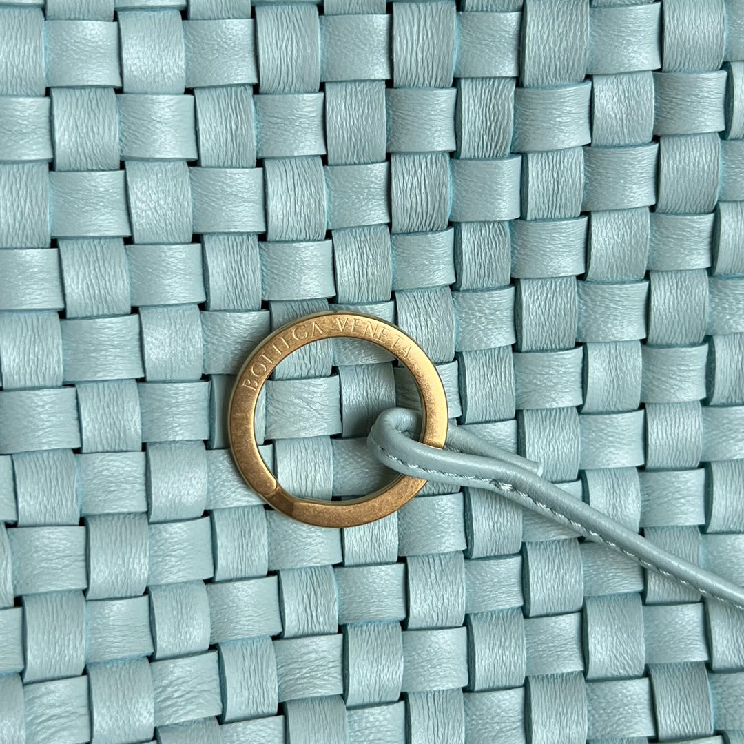 Bottega Veneta CABAT BUCKET 35 IN BLUE SKY LAMBSKIN