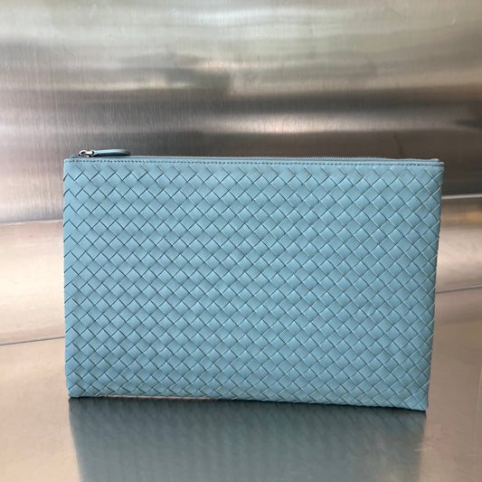 Bottega Veneta INTRECCIATO 30 IN SKY BLUE LAMBSKIN