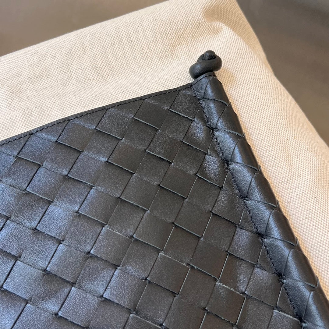 Bottega Veneta PORTELLO 41 TOTE IN BLACK CALFSKIN AND WHITE CANVAS