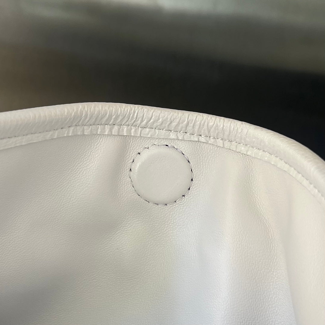 Bottega Veneta LARGE HOP 54 IN WHITE LAMBSKIN