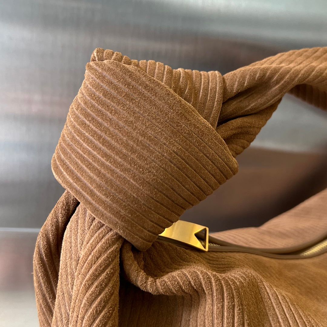 Bottega Veneta MINI JODIE 36 CM IN RUSSET BROWN CORDUROY