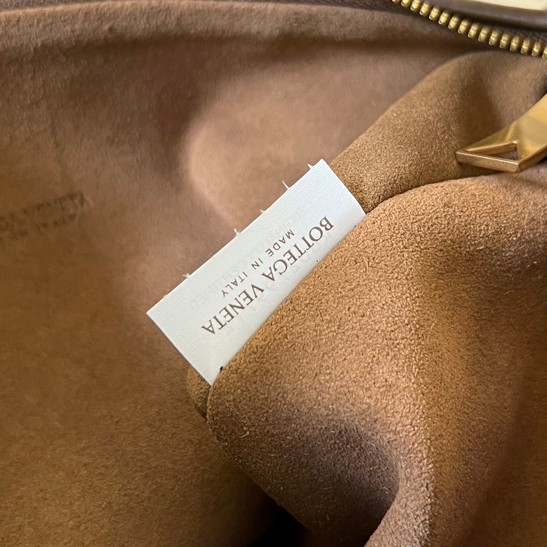 Bottega Veneta MINI JODIE 36 CM IN RUSSET BROWN CORDUROY