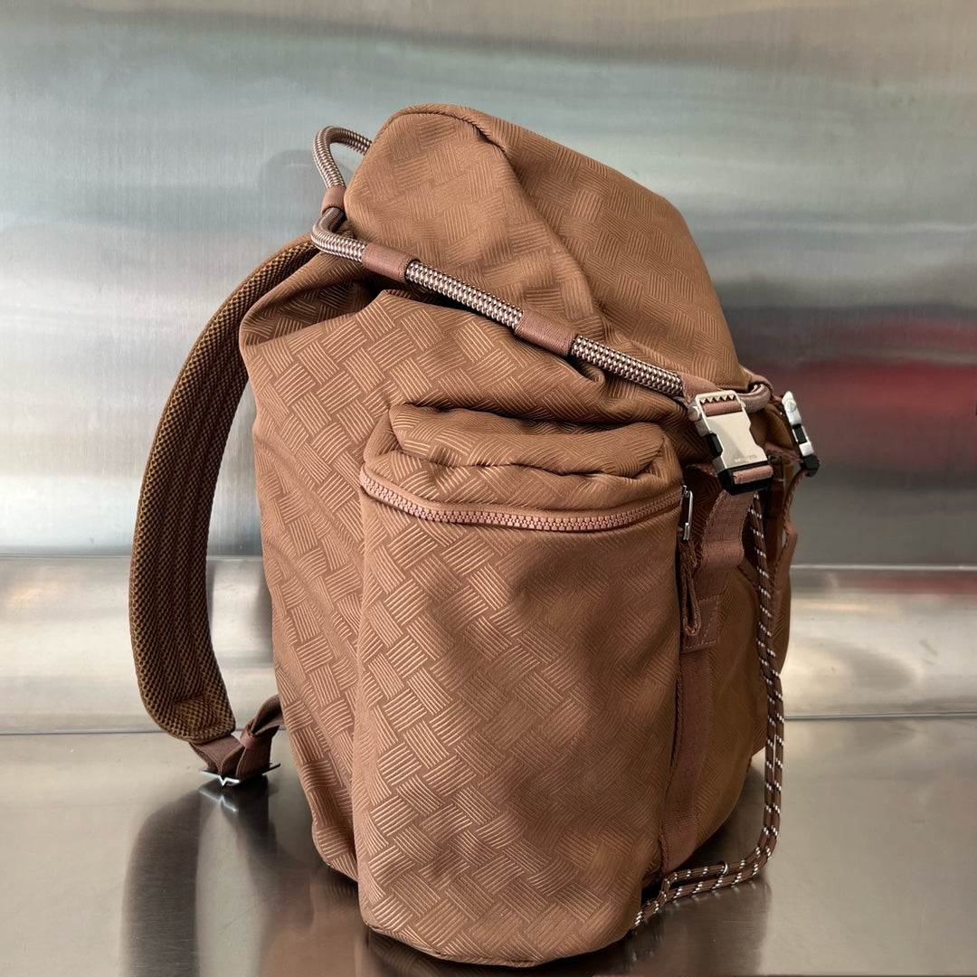 Bottega Veneta ALTO 42 BACKPACK IN RUSSET BROWN JACQUARD FABRIC
