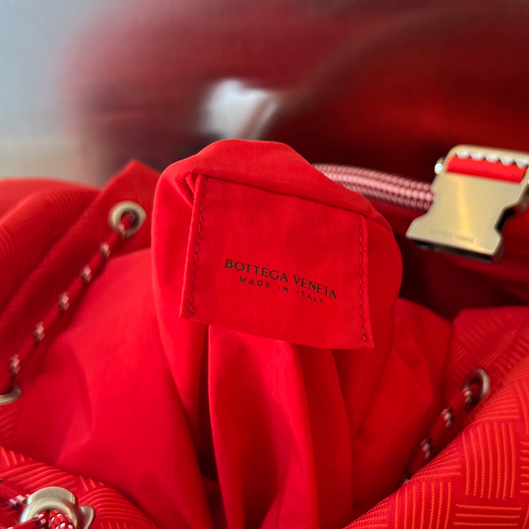 Bottega Veneta ALTO 42 BACKPACK IN CHERRY RED JACQUARD FABRIC