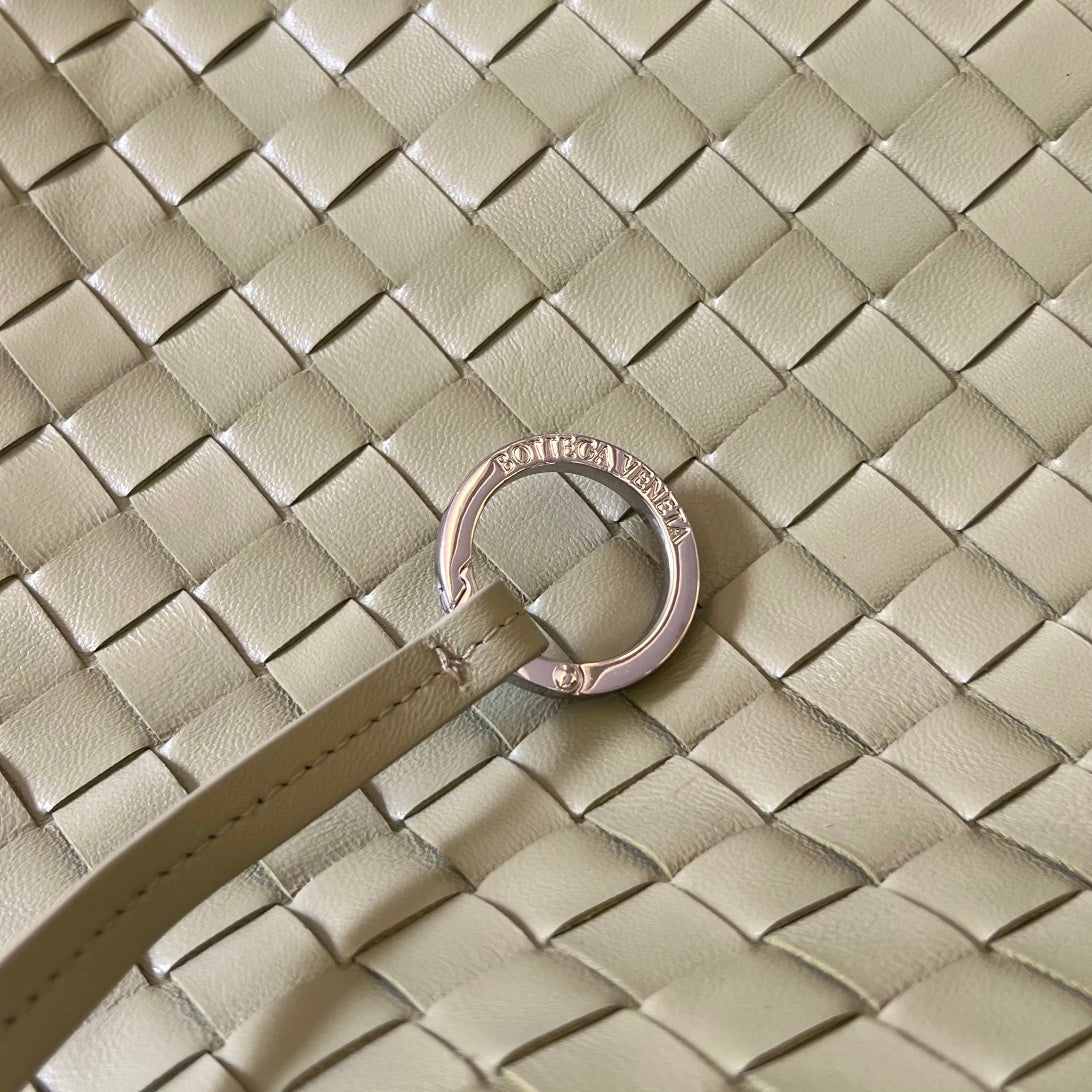 Bottega Veneta SARDINE HOBO 41 TRAVERTINE LAMBSKIN