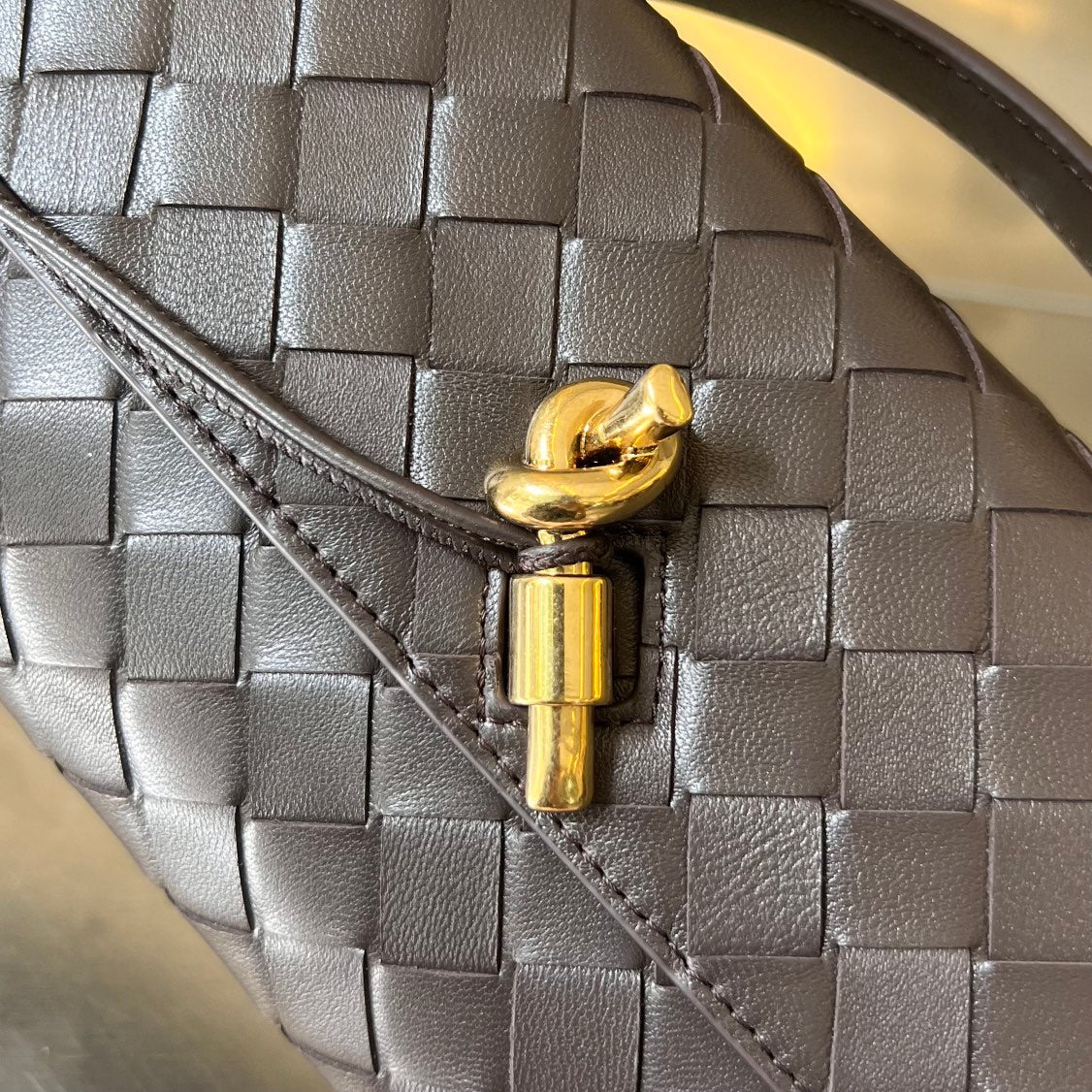 Bottega Veneta BV Long Clutch Andiamo With Handle 31cm Chocolate Calfskin Ghw