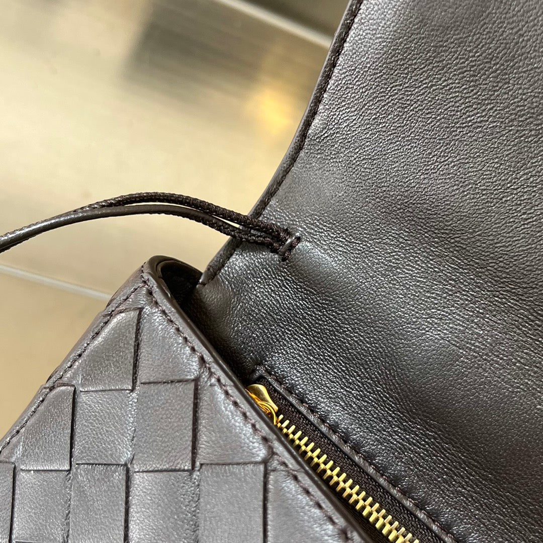 Bottega Veneta BV Long Clutch Andiamo With Handle 31cm Chocolate Calfskin Ghw