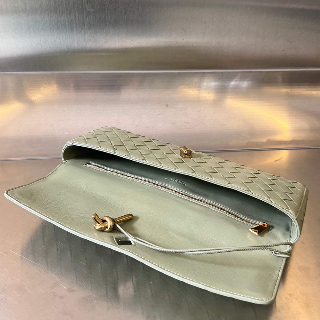 Bottega Veneta BV Long Clutch Andiamo With Handle 31cm Light Green Calfskin Ghw