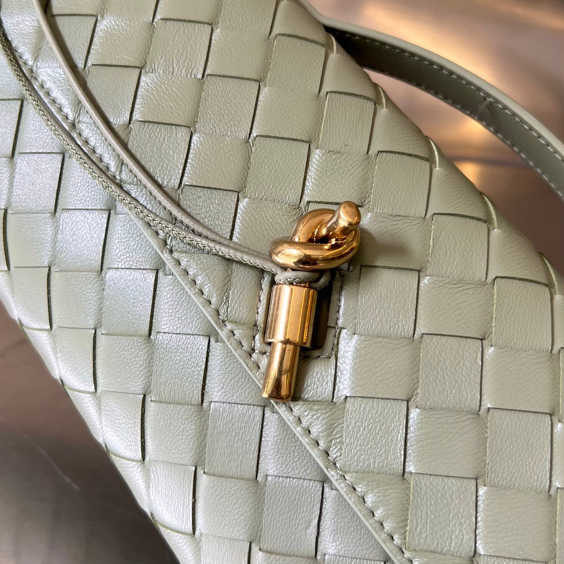 Bottega Veneta BV Long Clutch Andiamo With Handle 31cm Light Green Calfskin Ghw