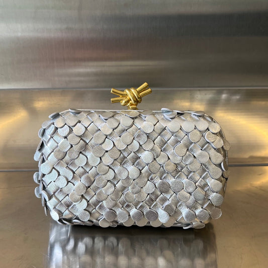 Bottega Veneta GOLDEN KNOT 19 IN SILVER LAMBSKIN
