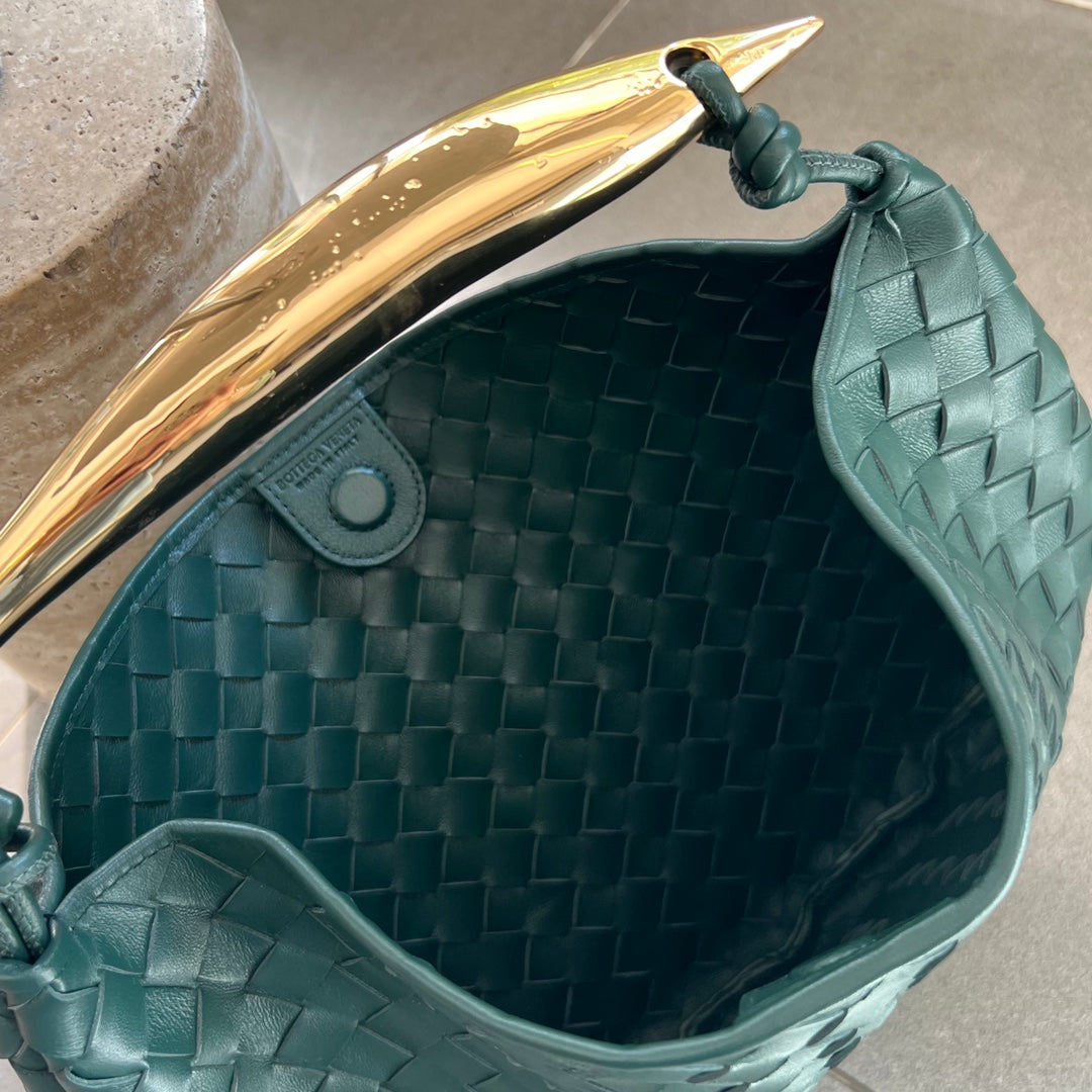 Bottega Veneta SARDINE 33 WITH CHAIN IN DARK GREEN LAMBSKIN